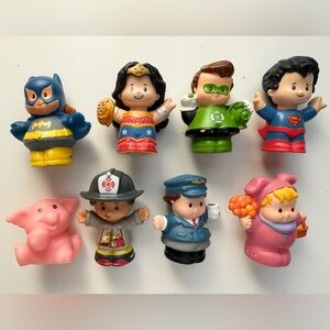 Little people lot - 4 DC characters included